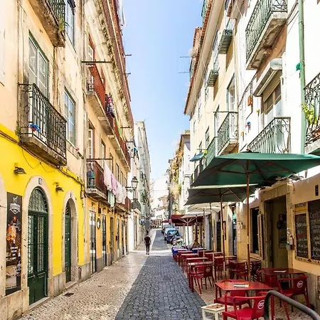 Daire Charming Bairro Alto - Historical Center Lisboa